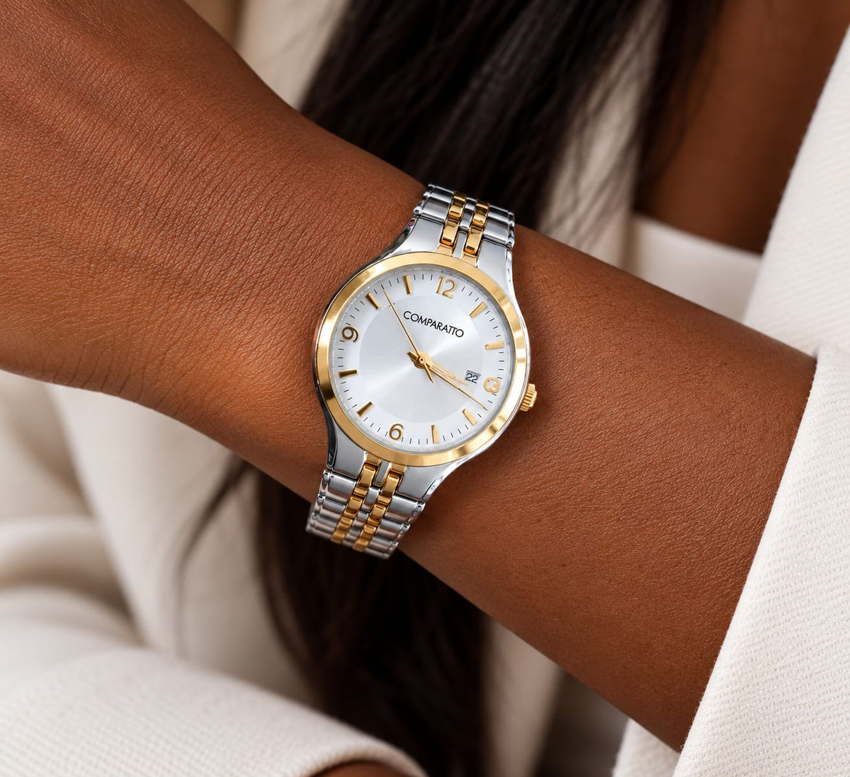 Relógio Feminino Comparatto Analógico Bicolor Prata e Dourado com Mostrador Branco